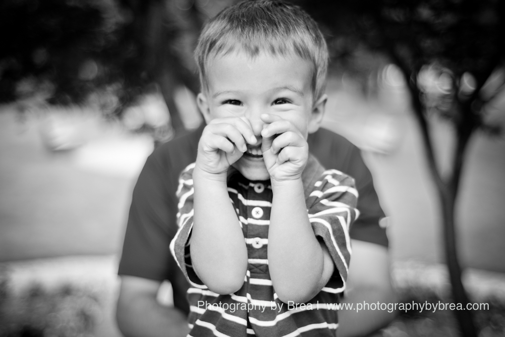 outdoor-children-and-family-photographer